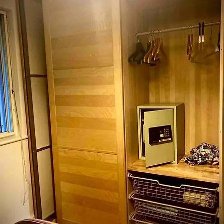 Stylish London Living With Free Parking In Super Host 5 Star Home Финчли Экстерьер фото